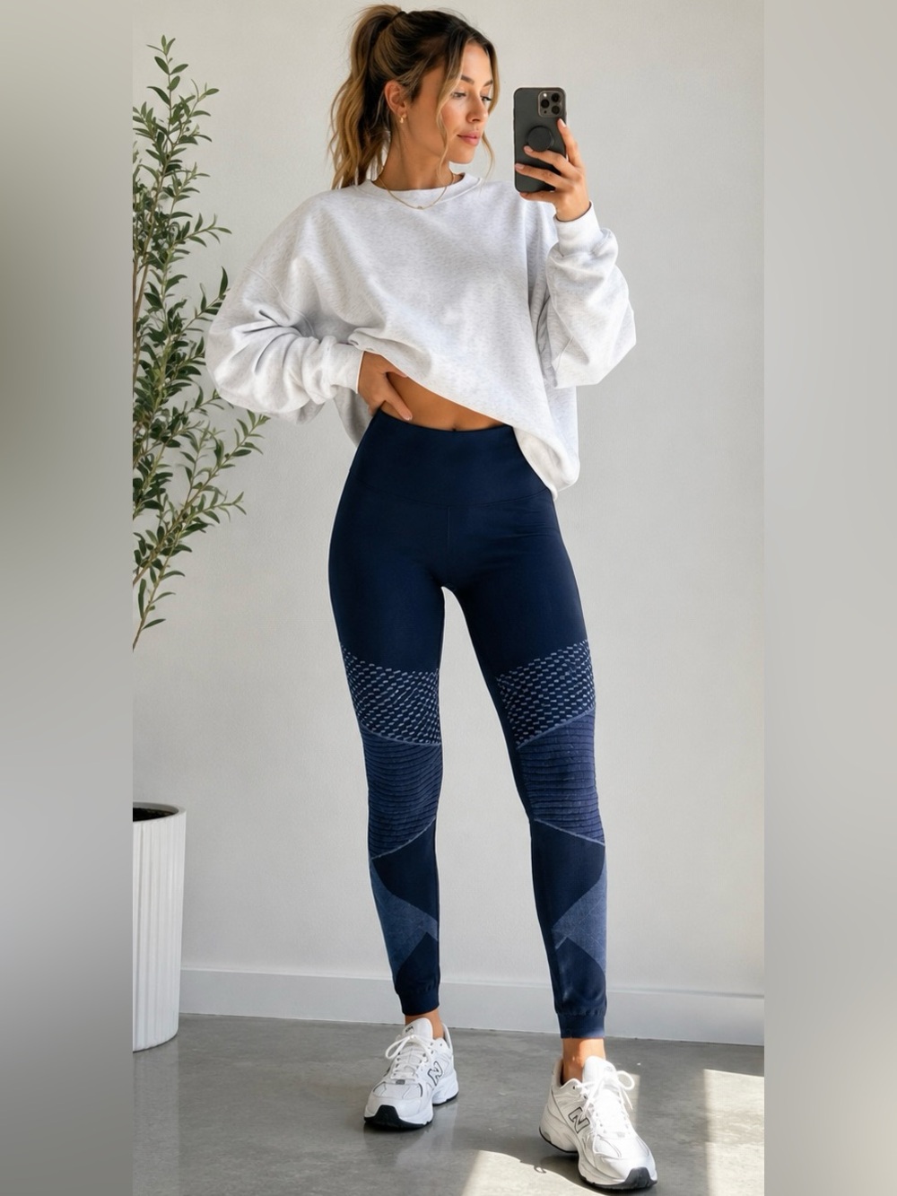 SPANX Look At Me Now Seamless Moto Leggings Women’s Large Blue Sculpting